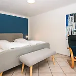 Дом отдыха 2 Person In *