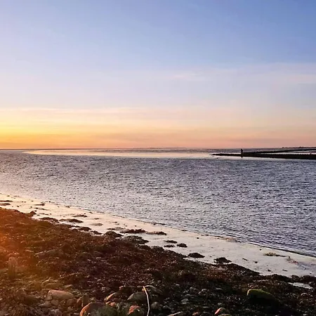 בית נופש 2 Person In *